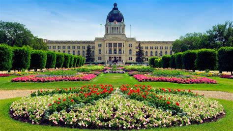 Book the Best CHEAP Hotels in Regina from CA $70 .